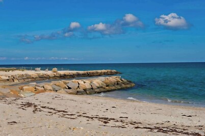 Island Inn - 2 Bedroom & 2 Bath Townhouse - 50G - Oak Bluffs, MA