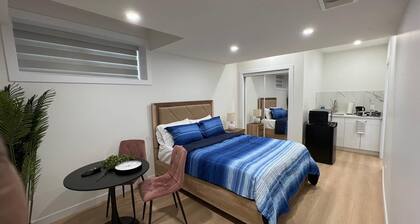 Cozy & Cool One Bedroom in West Secord