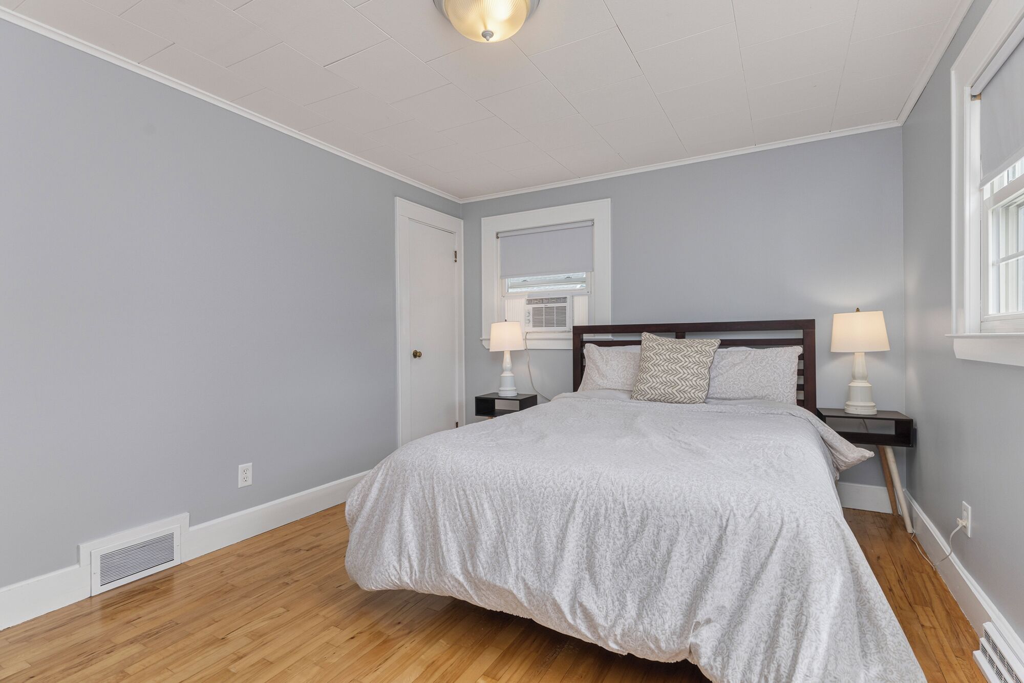 3 Schlafzimmer, Schreibtisch, Bügeleisen/Bügelbrett, kostenloses WLAN