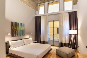 2 室のベッドルーム、アイロン / アイロン台、WiFi (無料)、ベッドシーツ