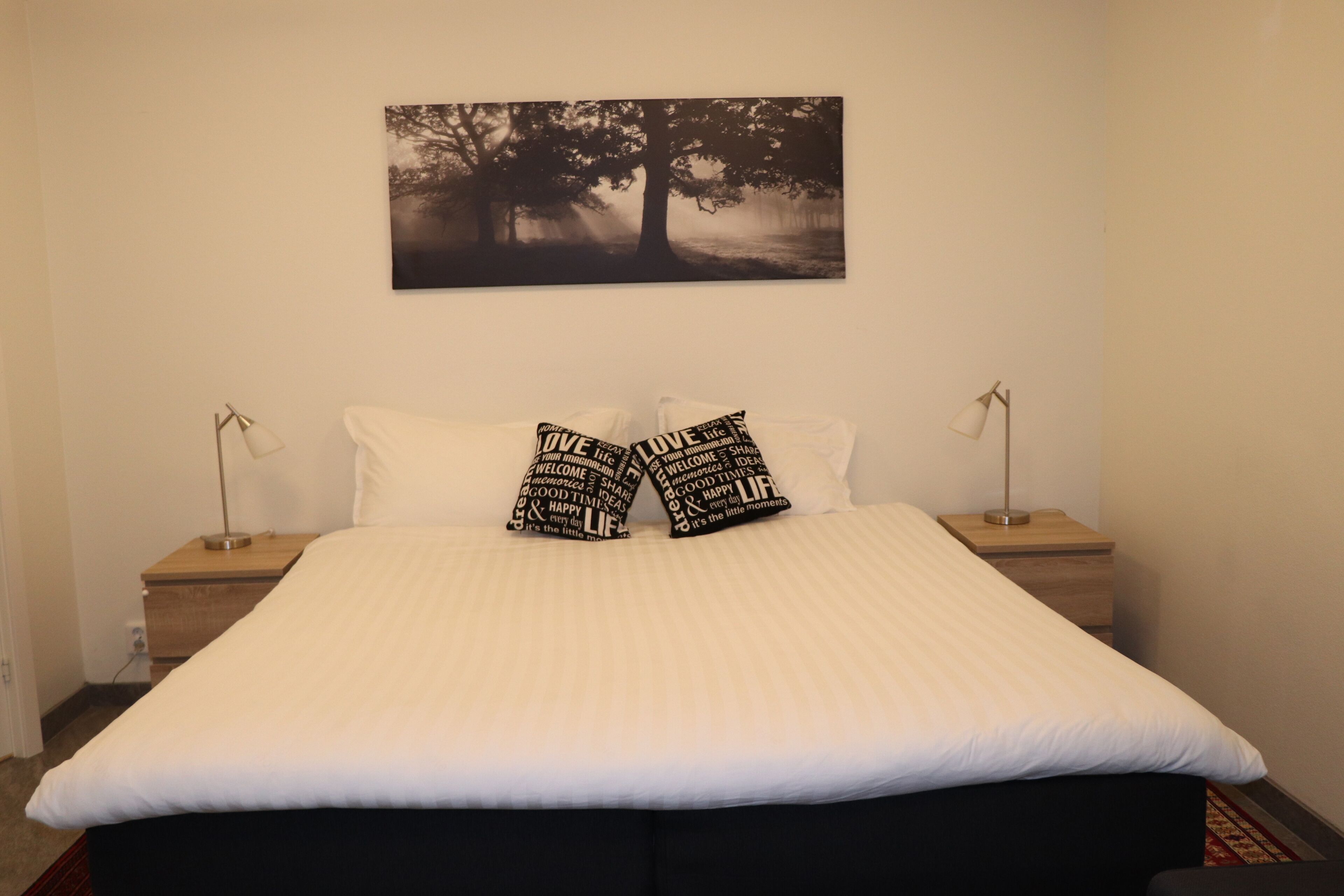 双人房, 无烟房 | 遮光窗帘、熨斗/熨板、免费 WiFi、床单