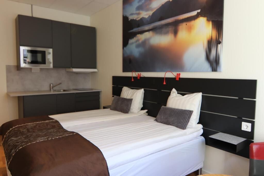 Deluxe Double Room | Blackout curtains, iron/ironing board, free WiFi, bed sheets