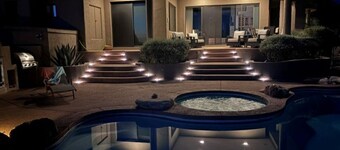 Sun King - Amazing Panoramic Sunset and Mountain Views! Sauna/Hot Tub/Pool.