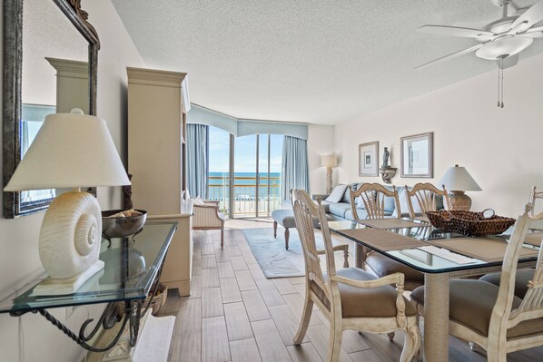 Interior - Oceanfront 3-bedroom Condo - North Myrtle Beach (Myrtle Beach)