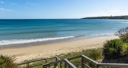 Beachhouse Currarong - Pet Friendly Beachfront