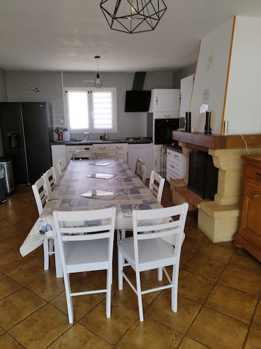 Maison LA TURBALLE 10 personnes plage à 5 mn à pied et 8 mn du centre et du port