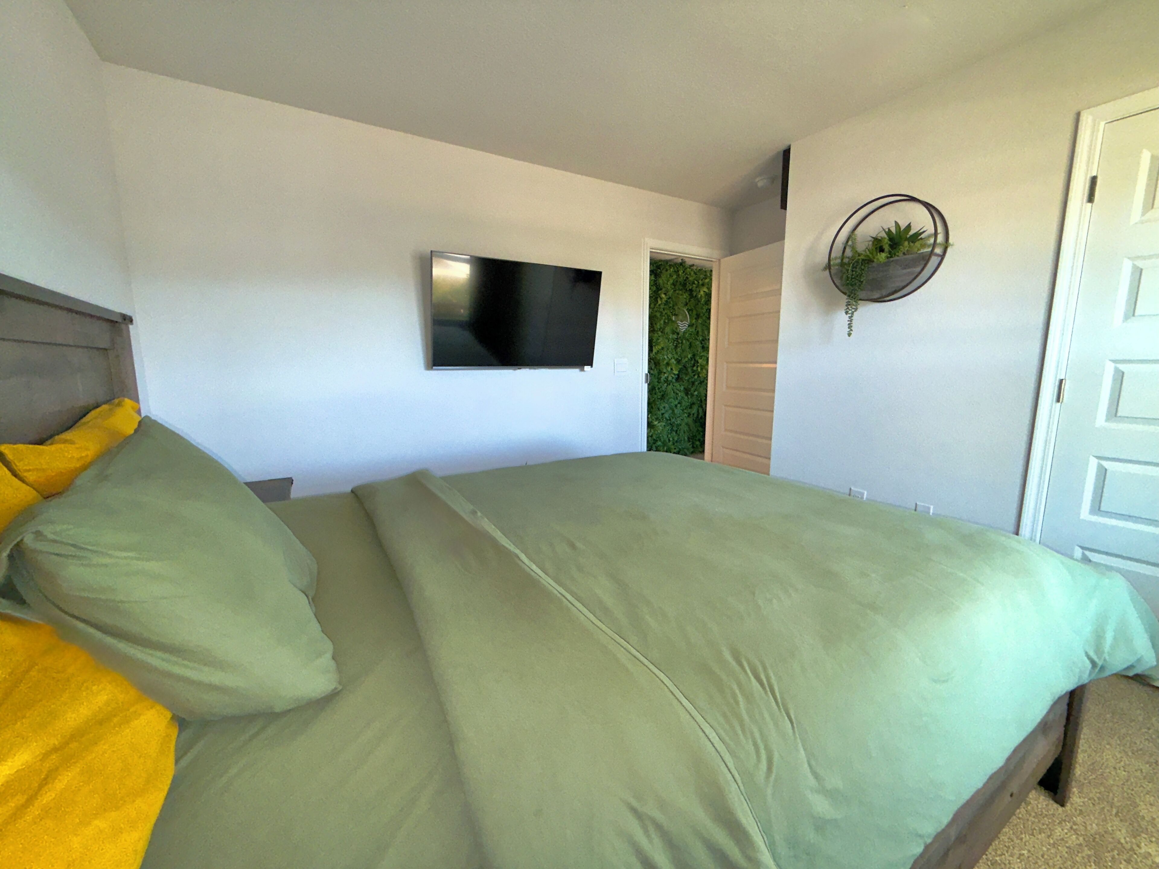 2 soveværelser, skrivebord, strygejern/strygebræt, weekendseng