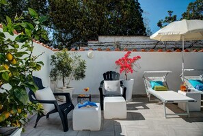 Terrace/patio - Domus Smeraldo Two Bedroom House (MASSA LUBRENSE)