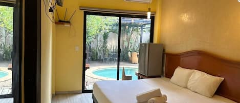 1 habitación, wifi y ropa de cama