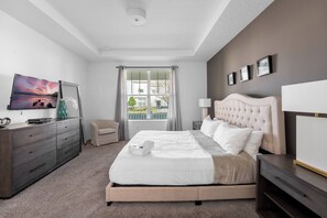 6 Schlafzimmer, Bügeleisen/Bügelbrett, Reisekinderbett, WLAN