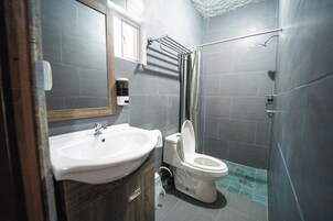 Basic Twin Room, 2 Queen Beds | Bathroom | Shower, towels, soap, toilet paper