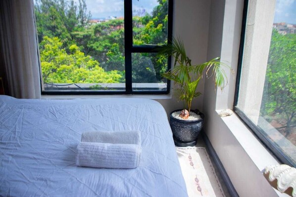 1 bedroom, WiFi, bed sheets