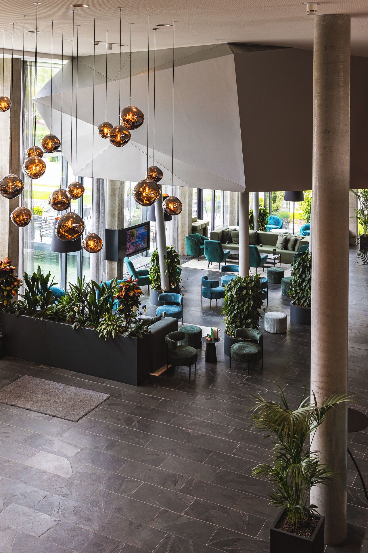 44-Zoll-Fernseher mit Satellitenempfang