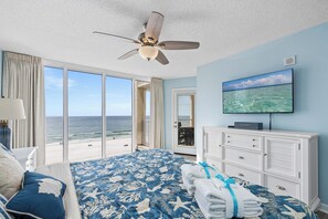 Appartamento, letti multipli, balcone, vista oceano (Long Beach Resort 2-501) | 3 camere, con stile personalizzato, con arredamento individuale