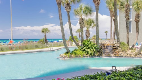 Long Beach Resort 2-501 KC & The Sunshine State