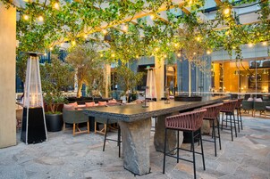 4 restaurantes, café da manhã, culinária japonesa