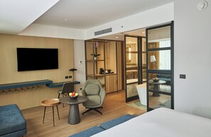 Egyptian cotton sheets, premium bedding, down comforters - Hotel Indigo Lima Miraflores by IHG (Lima)