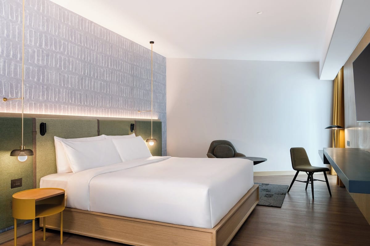 Suite, 1 Bedroom, Corner
