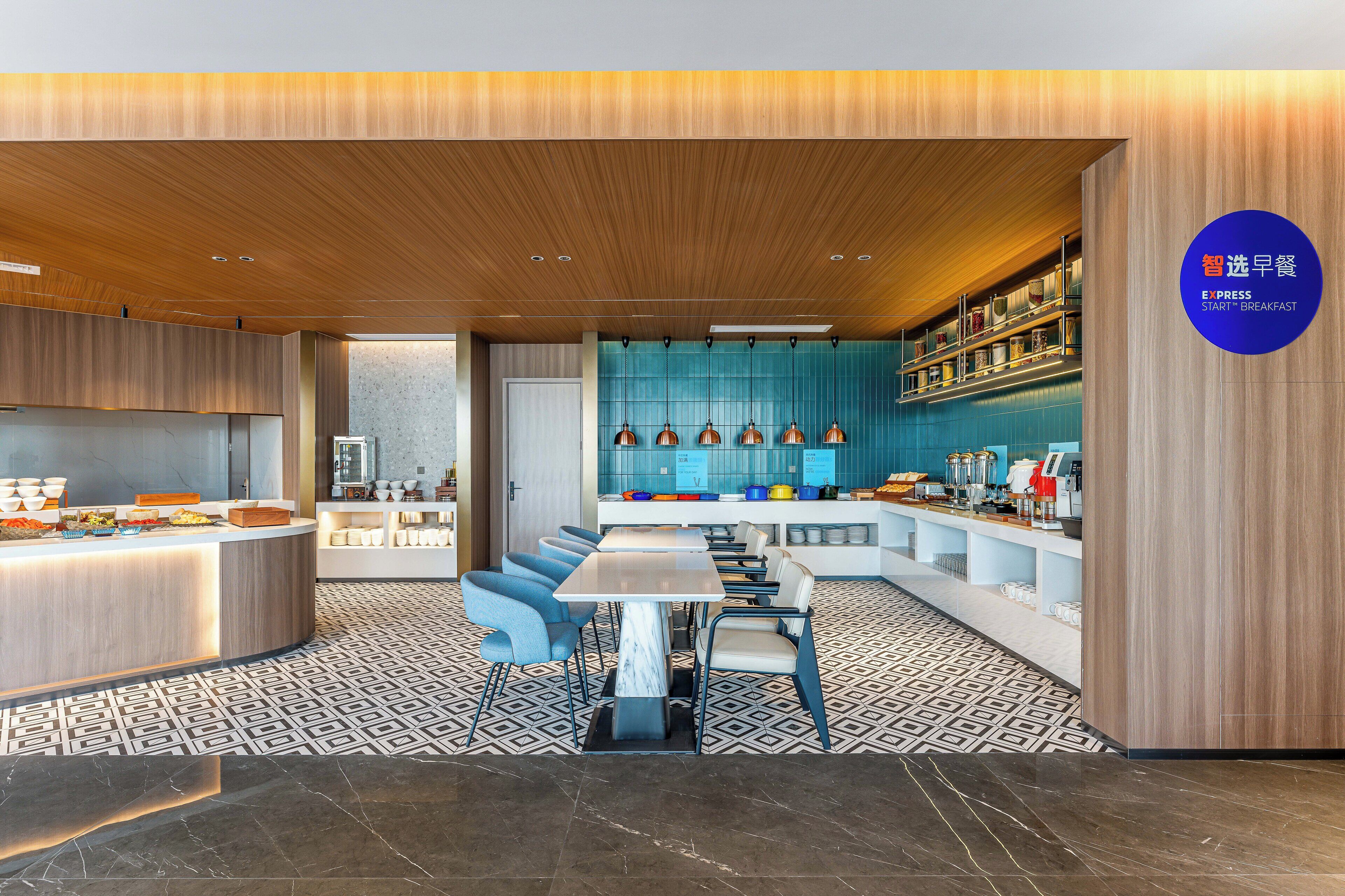 S&#x27;hi serveixen esmorzars 