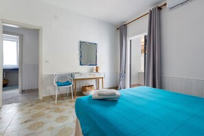 3 habitaciones, tabla de planchar con plancha y wifi 