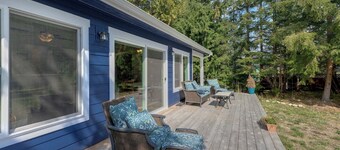 A Re-styled Single Story, 3-bedroom, 2-bath Ranch Style Cabin at Silver Lake