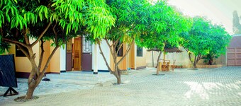 2-bedroom apartment in charming Morogoro town with AC, WiFi