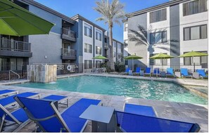 Outdoor pool - Pure Suites Phoenix 2 Bed Gym Pool Cabana 2 (Phoenix)