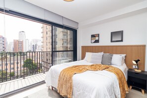 1 bedroom, iron/ironing board, internet, bed sheets