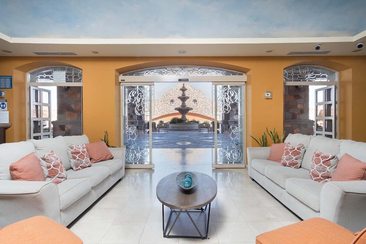 Appart'hÎtel, 1 trÚs grand lit et 1 canapé-lit, balcon, vue océan (Sonoran Sky SKY 605) | Hall