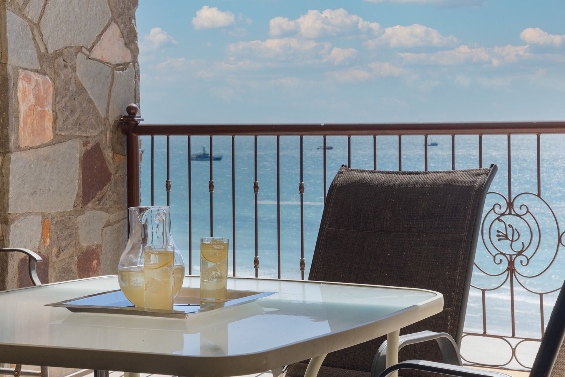Condo, 1 cama King size y sofá cama, balcón, vista al océano (Sonoran Sky SKY 605) | Restaurante al aire libre
