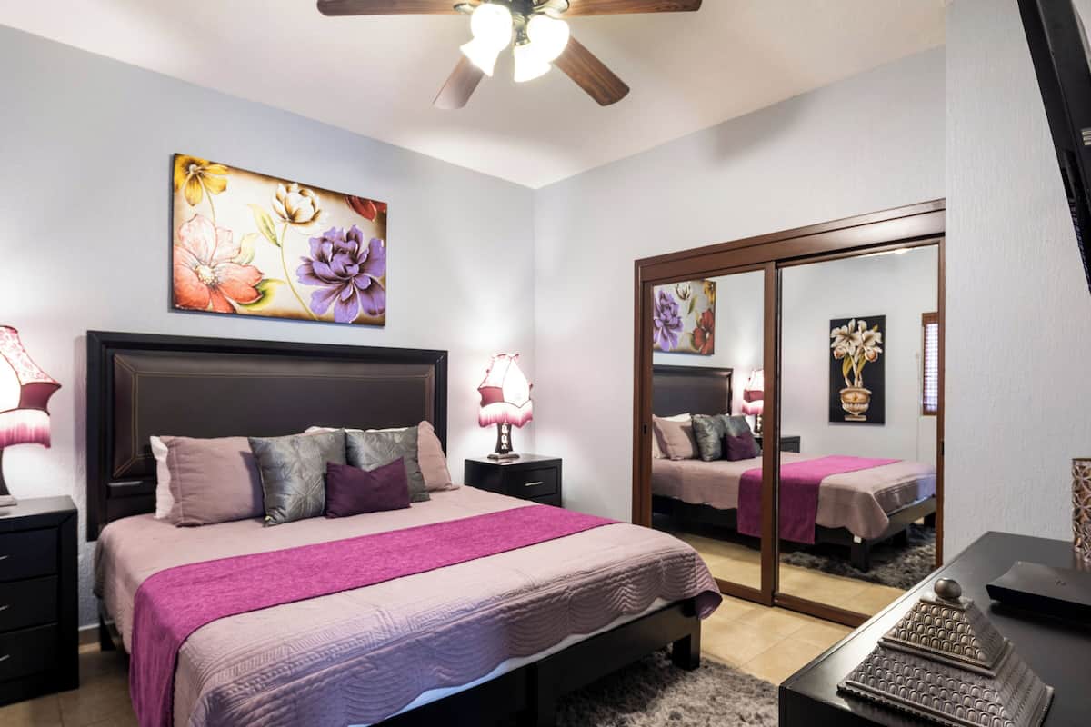 2 bedrooms, individually decorated, individually furnished, bed sheets