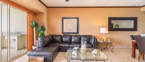 Condo, Multiple Beds, Balcony, Ocean View (Sonoran Sky SKY 408) | Living area