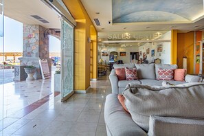 Condo, Plusieurs lits, balcon, vue sur l’océan (Sonoran Sky SKY 1103) | Hall