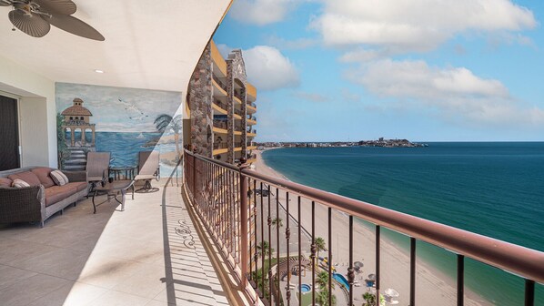 Condo, Multiple Beds, Balcony, Ocean View (Sonoran Sky SKY 1108) | Property grounds