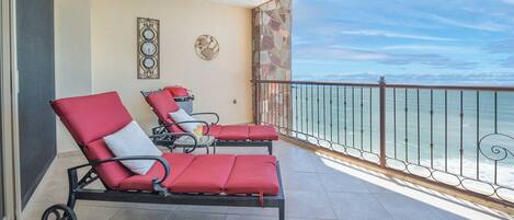 Condo, varias camas, balcón, vista al océano (Sonoran Sky SKY 703)