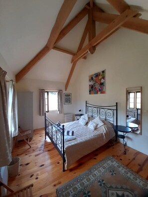 3 bedrooms, iron/ironing board, travel cot, WiFi