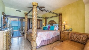 Appartamento, letti multipli, balcone, vista oceano (Sonoran Sky SKY 1204) | 2 camere, con stile personalizzato, con arredamento individuale
