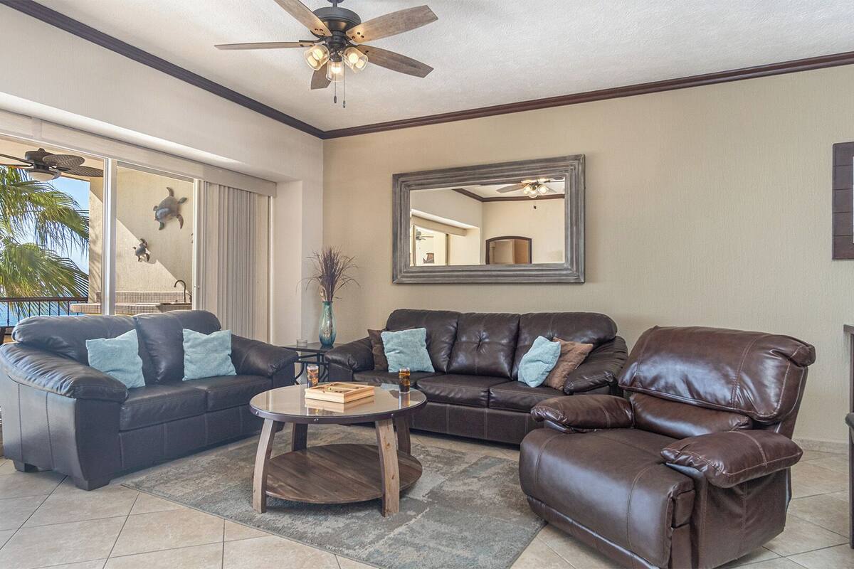 Condo, Multiple Beds, Balcony, Ocean View (Sonoran Sky SKY 307) | Living area