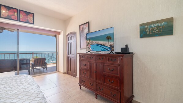 Condo, nhiều giường, ban công, quang cảnh biển (Sonoran Sky SKY 407) | 2 phòng ngủ, trang trí khác biệt 