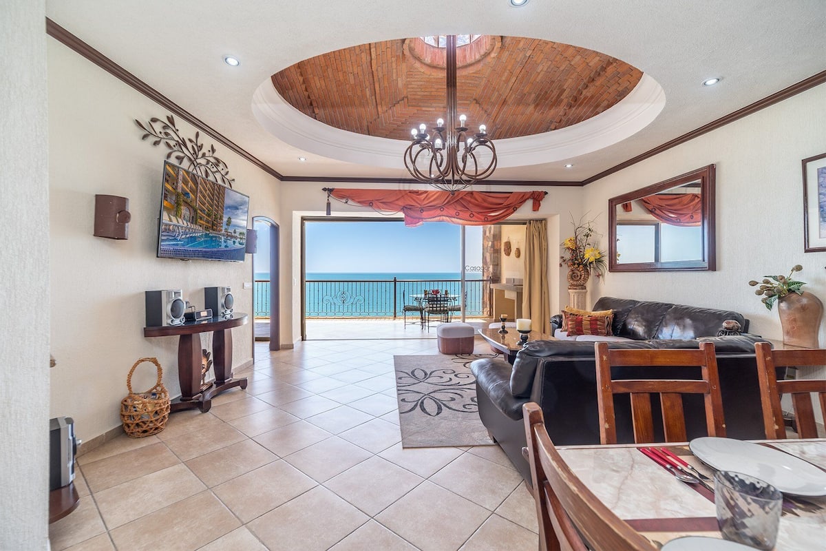 Condo, 2 camas Queen, sacada, vista para o oceano (Sonoran Sky SKY 1504) | Área de estar