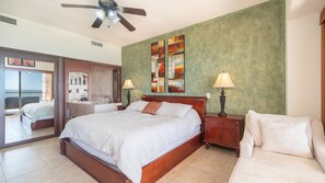 Appart'hôtel, plusieurs lits, balcon, vue océan (Sonoran Sky SKY 407) | 2 chambres, décoration personnalisée, ameublement personnalisé
