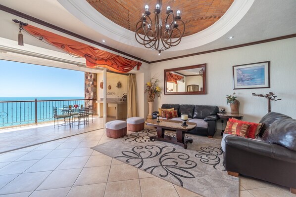 Apartment, 2 Queen-Betten, Balkon, Meerblick (Sonoran Sky SKY 1504) | Wohnbereich