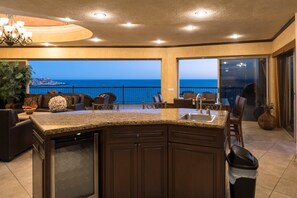 Condo, várias camas, sacada, vista para o oceano (Sonoran Sky SKY 1510) | Parte interna