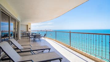 Condo, Multiple Beds, Balcony, Ocean View (Sonoran Sky SKY 1401) | Outdoor dining