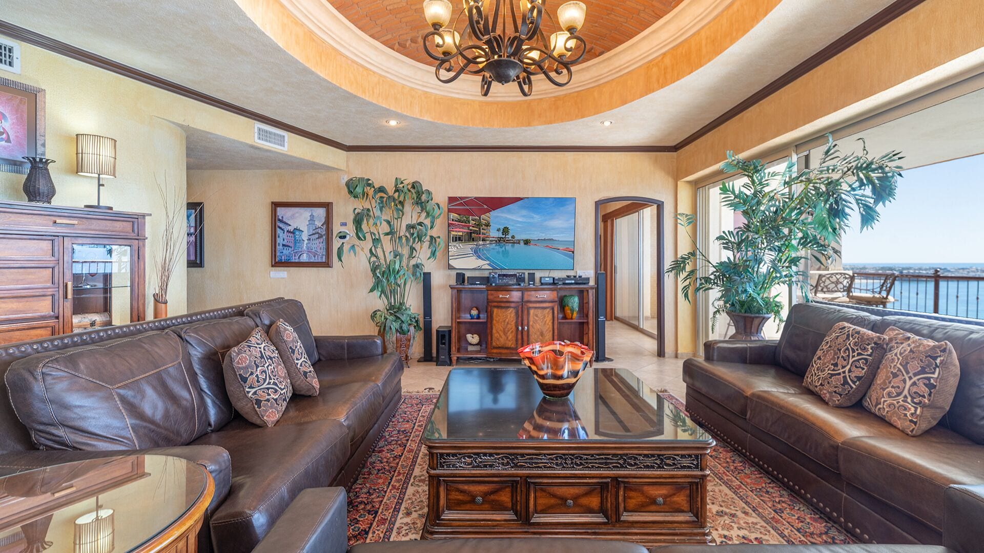 Condo, varias camas, balcón, vista al océano (Sonoran Sky SKY 1510) | Área de sala de estar