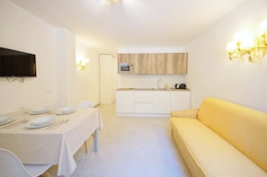 Apartment, Terrasse | Wohnbereich