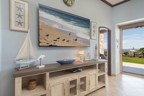 Condo, Multiple Beds, Balcony, Ocean View (Sonoran Sky SKY 102) | Interior