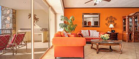 Condo, Multiple Beds, Balcony, Ocean View (Sonoran Sky SKY 502) | Interior