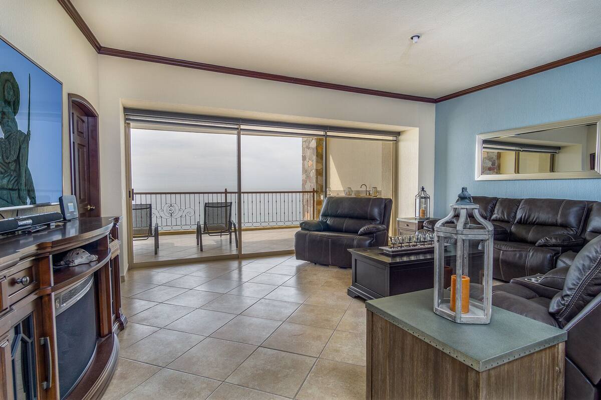Condo, Multiple Beds, Balcony, Ocean View (Sonoran Sky SKY 1002) | Living area