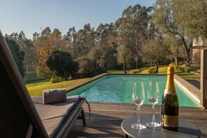 Pool - São Julião Retreat | Pool, Jacuzzi & Garden Escape (Viana do Castelo)